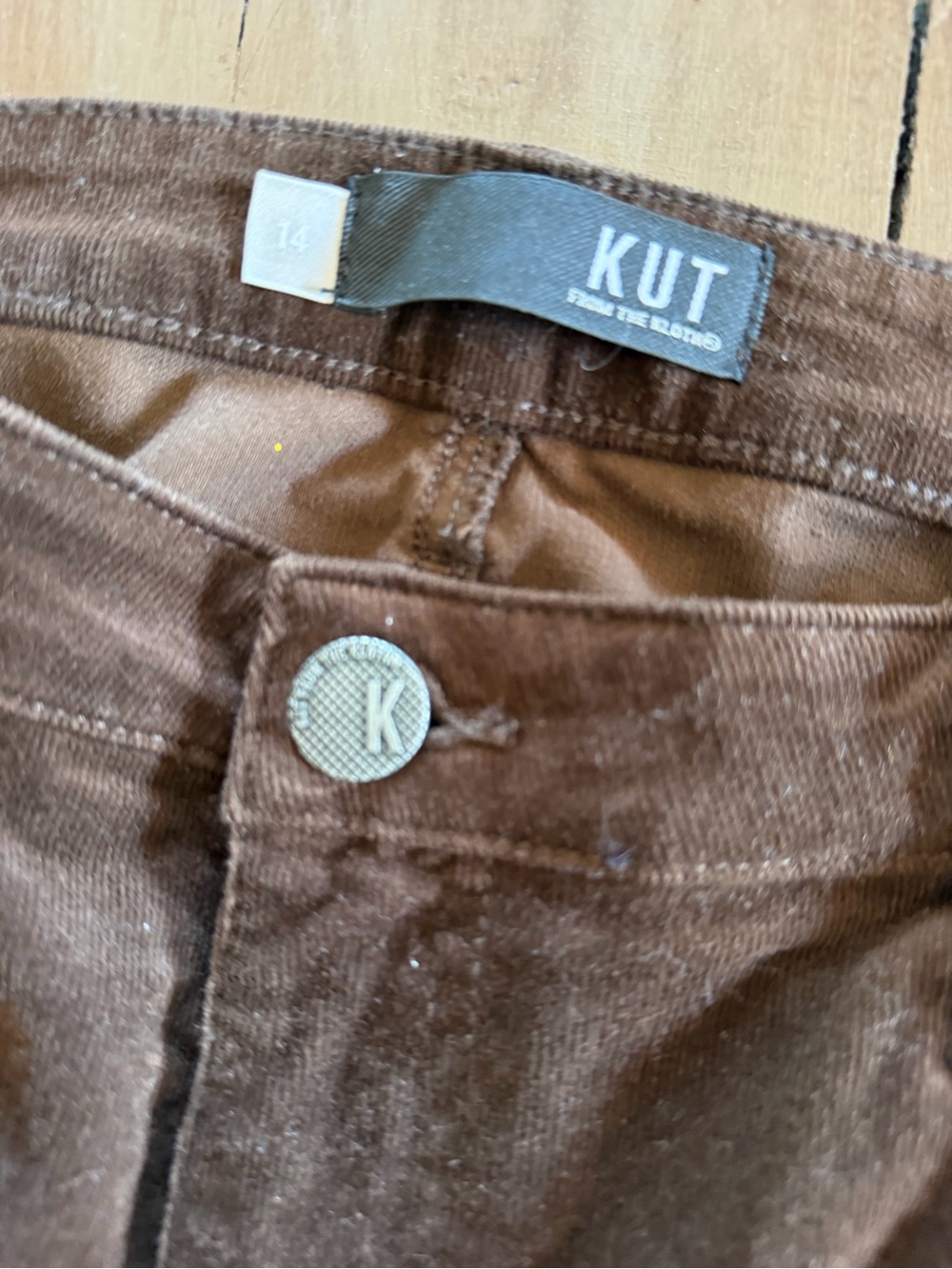 Kut From The Kloth Karen Baby Bootcut Corduroys. Size 14 Tobacco Color - Picture 9 of 12